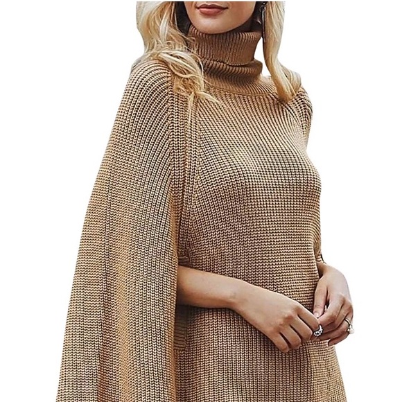 T Stay Classy in this Casual Pullover ❤️ - Picture 2 of 6